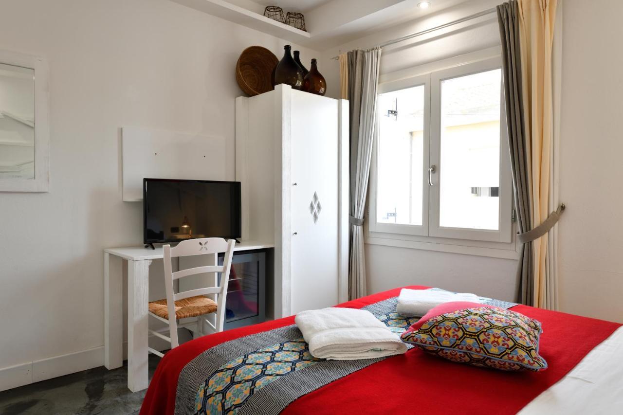 Lughia Bed & Breakfast Tortolì Dış mekan fotoğraf